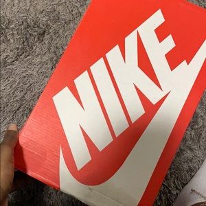 Nike shox R4’s (KIDS SIZE 7 )